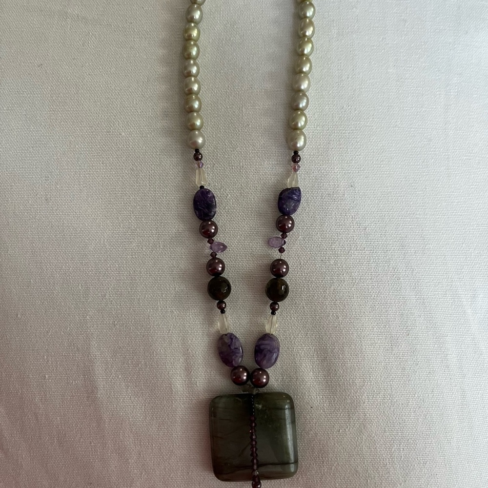 Cream and Purple Beaded Necklace with Pendant